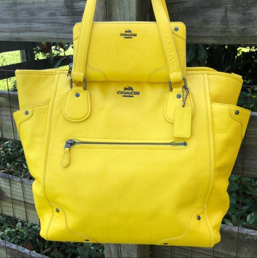 Coach 34039 Canary Yellow Mickie Bag and Wallet